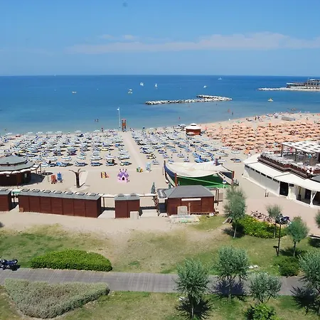 Lägenhetshotell Record 4*