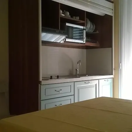 Aparthotel Record 4*