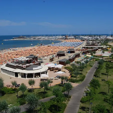 Record 4* Rimini