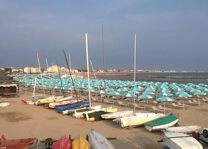 雷克德住宿酒店 4*